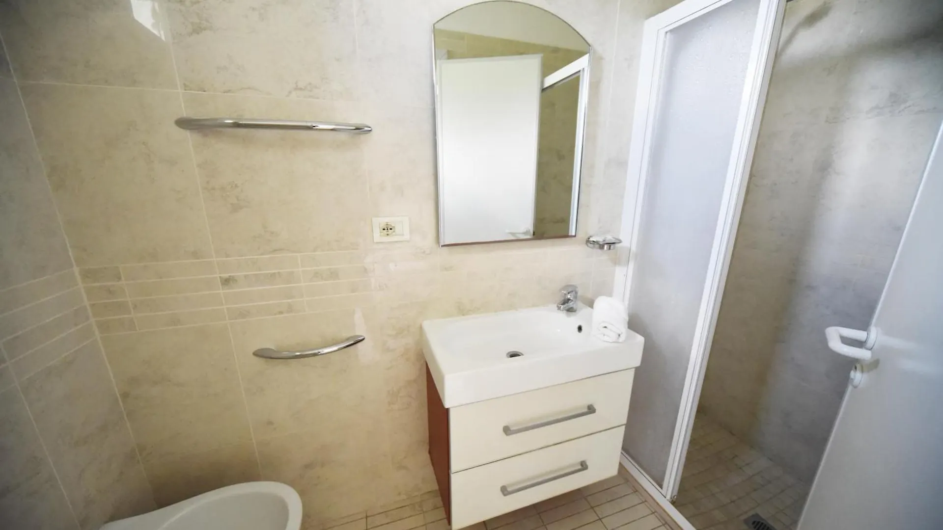 Hotel Marika Римини 3*,